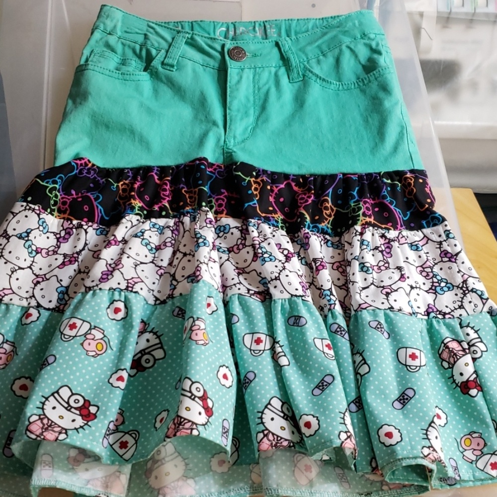 Handmade ruffled hello kitty skirt